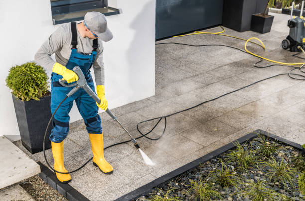 Best Deck Pressure Washing  in Glenarden, MD